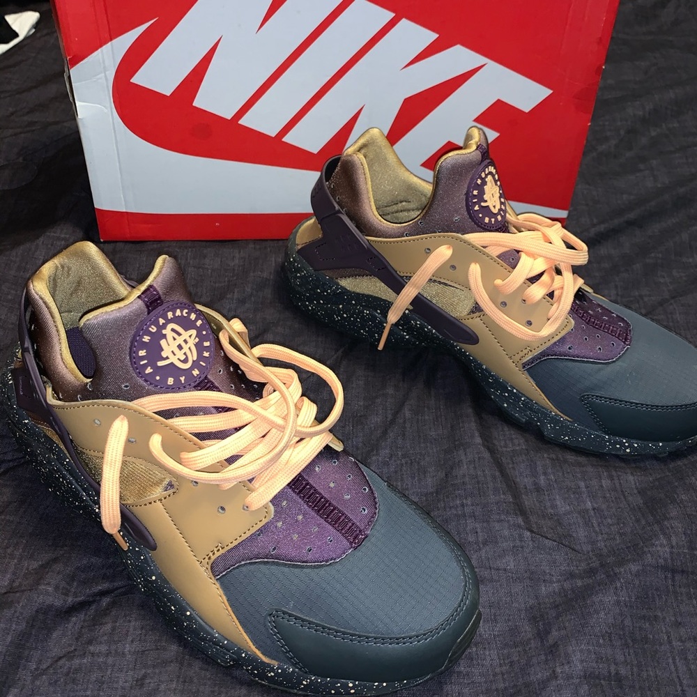 Nike Air Huarache Run Premium Men’s Size 11